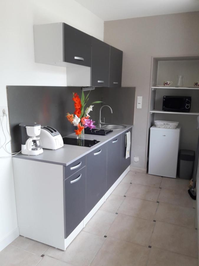 Logis De Lange Studio 2 P Saint-Hilaire-la-Palud Kültér fotó